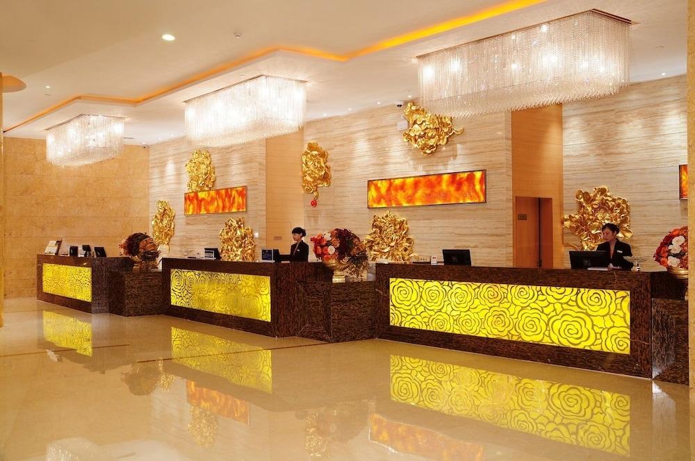 Eurasia International Hotel Đông Hoản Ngoại thất bức ảnh