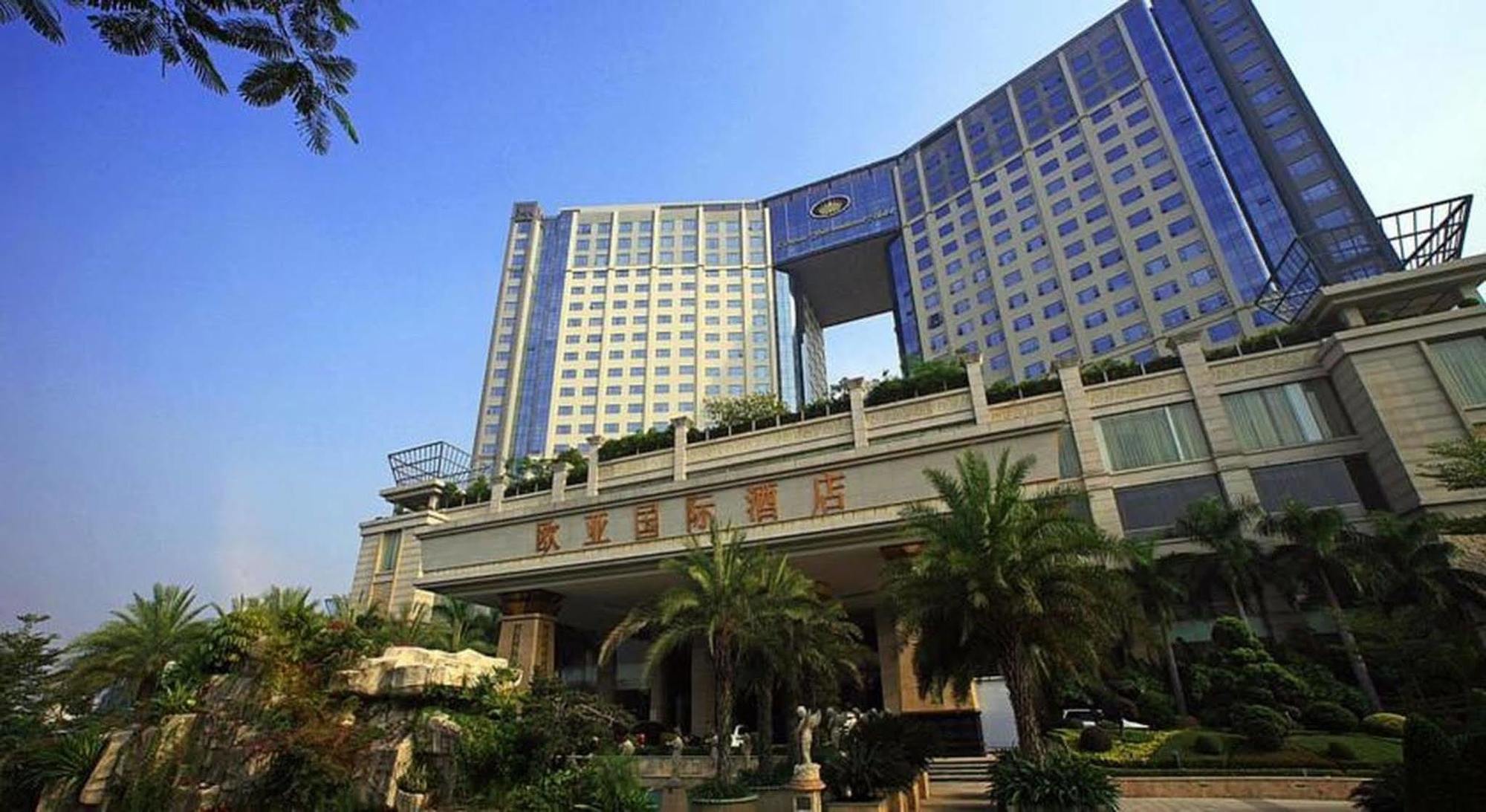 Eurasia International Hotel Đông Hoản Ngoại thất bức ảnh